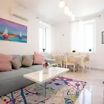 Ms 3Br Apartment Near Kolovare Beach