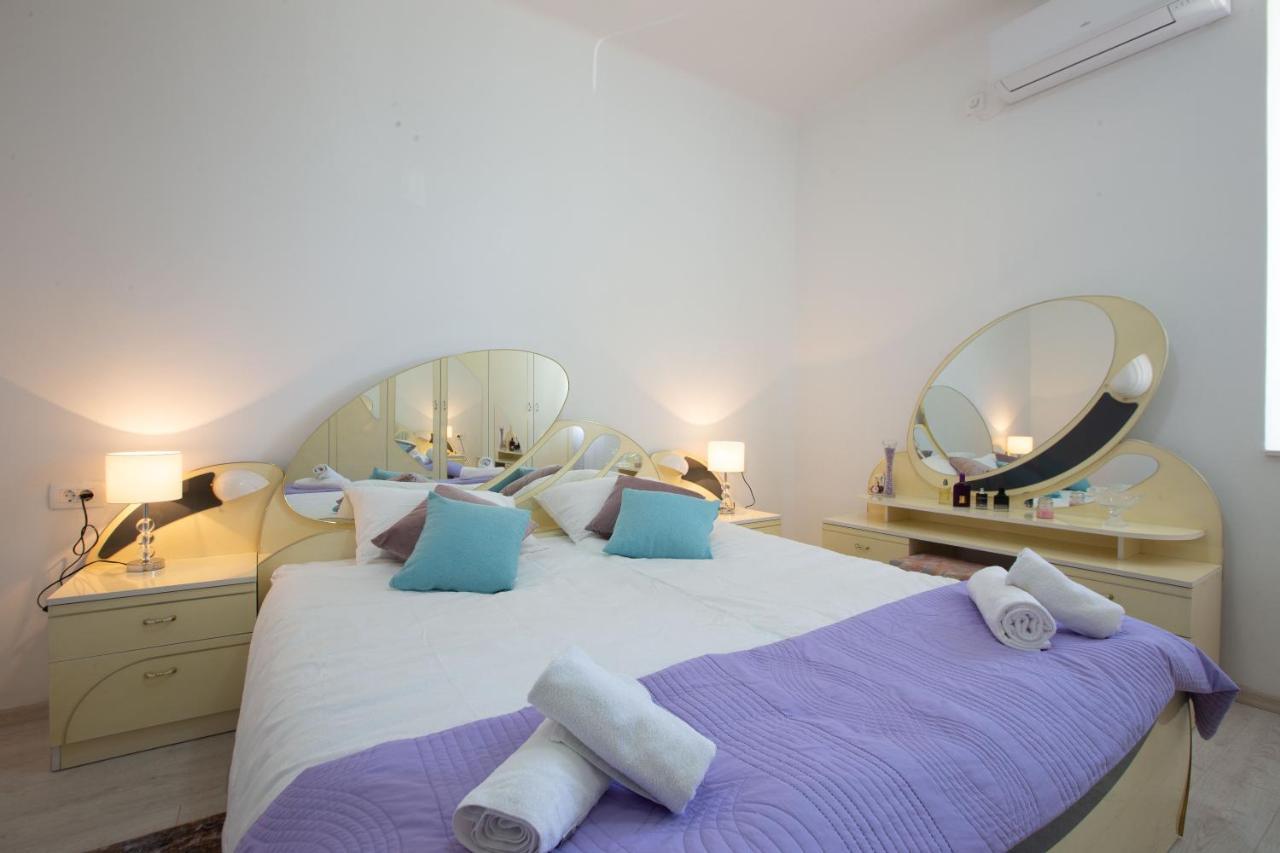 Ms 3br Near Kolovare Apartment *